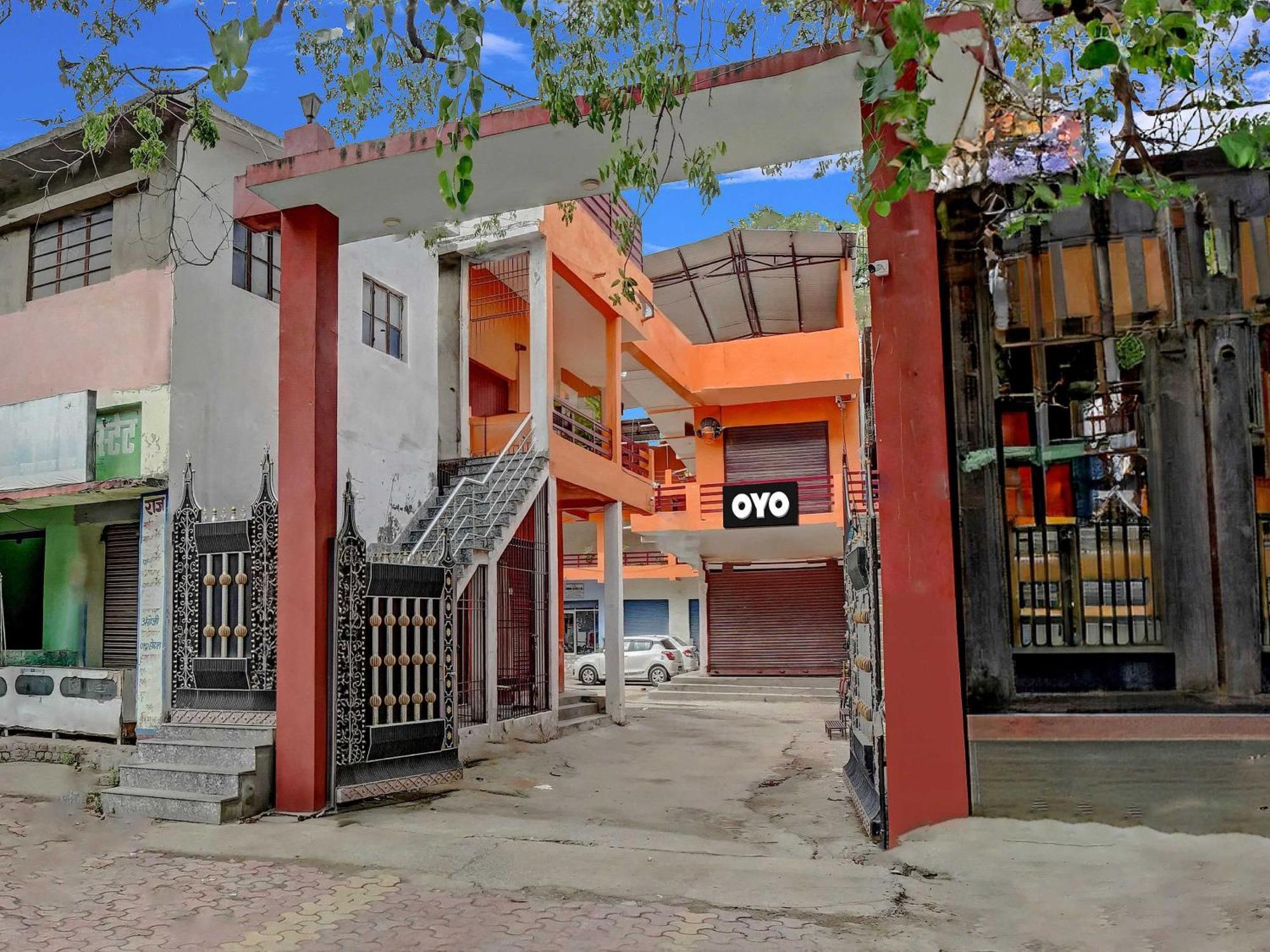 Oyo Flagship 81389 Hotel Siddhi Vinayak Motihari Exterior foto